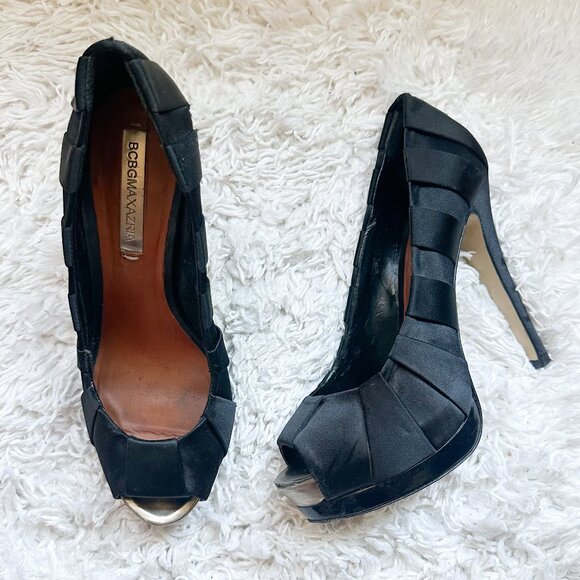BCBG MAXAZRIA Satin Peep Toe Pump | Black | Size 8 - Picture 1 of 6